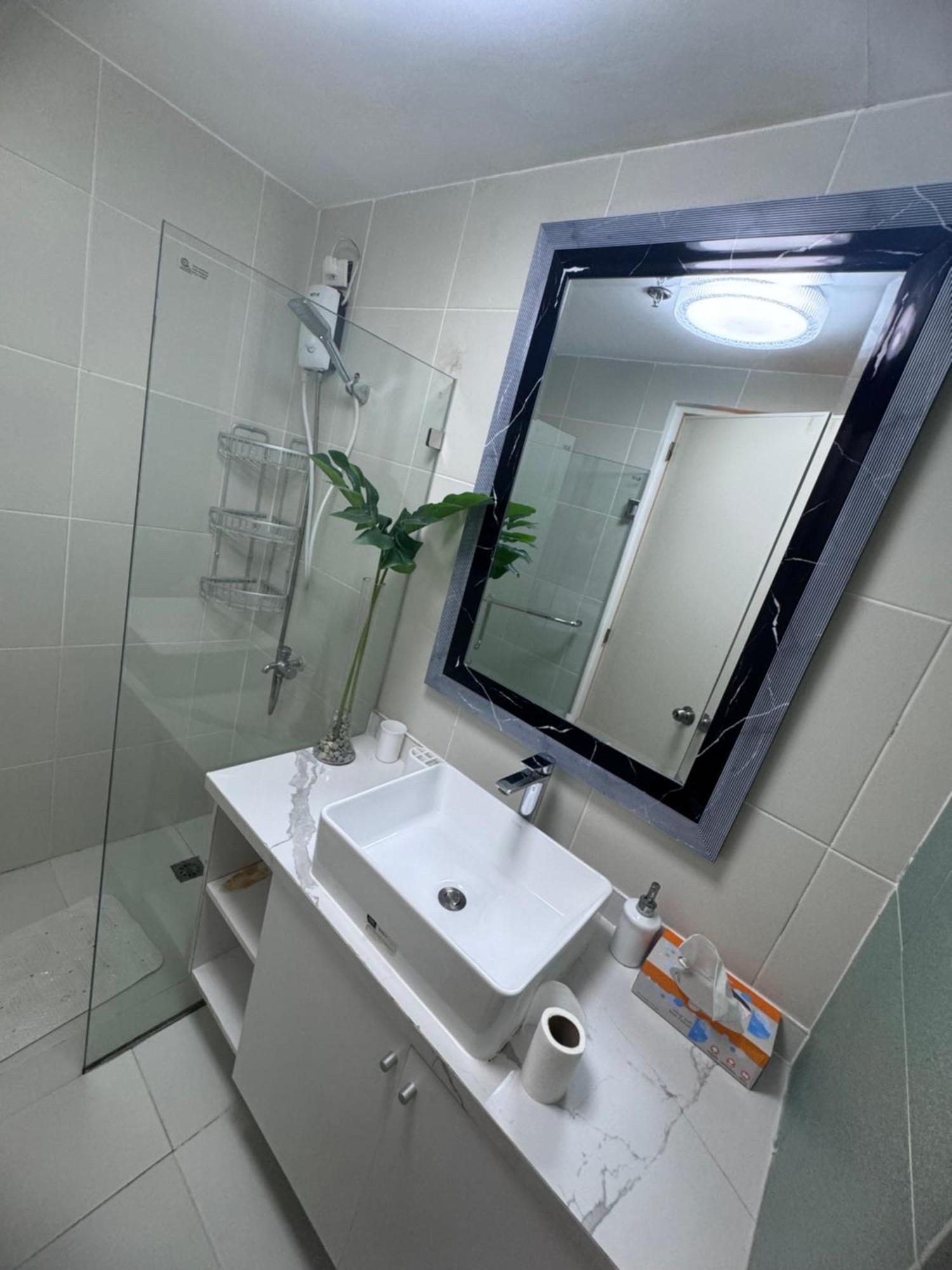 Luxanos Condo Place- Sunvida Tower Cebu Εξωτερικό φωτογραφία