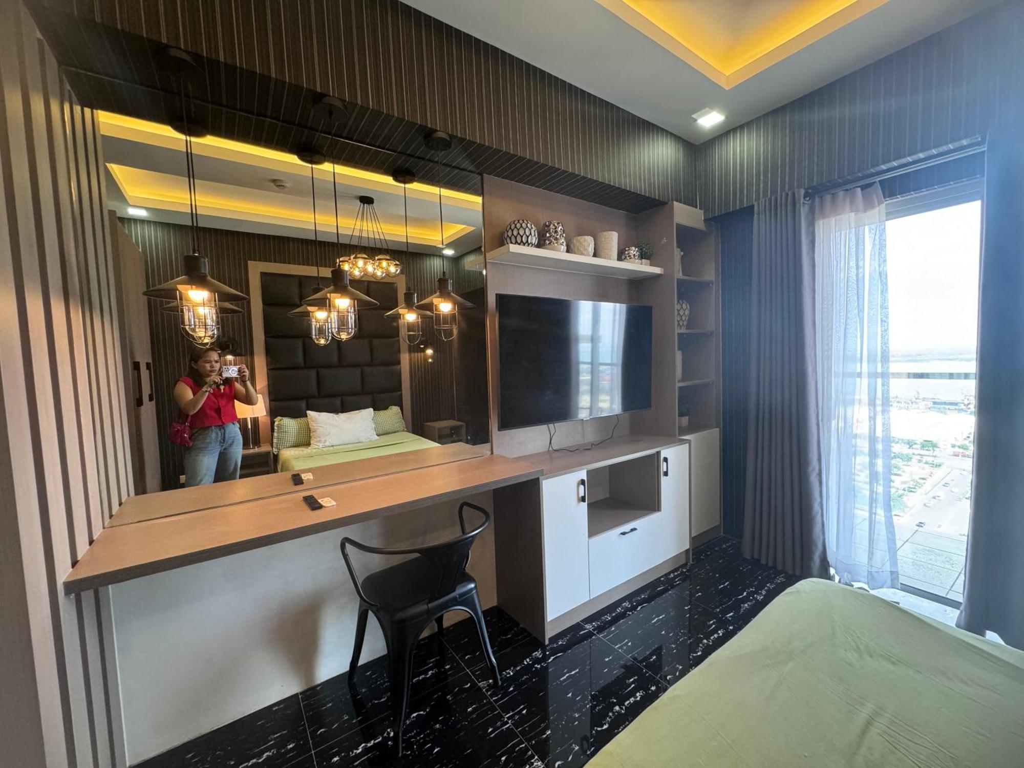 Luxanos Condo Place- Sunvida Tower Cebu Εξωτερικό φωτογραφία